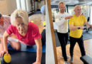 Trener personalny Mokotów Body Movement prowadzi trening indywidualny z podopiecznym wracającym do formy po przerwie.